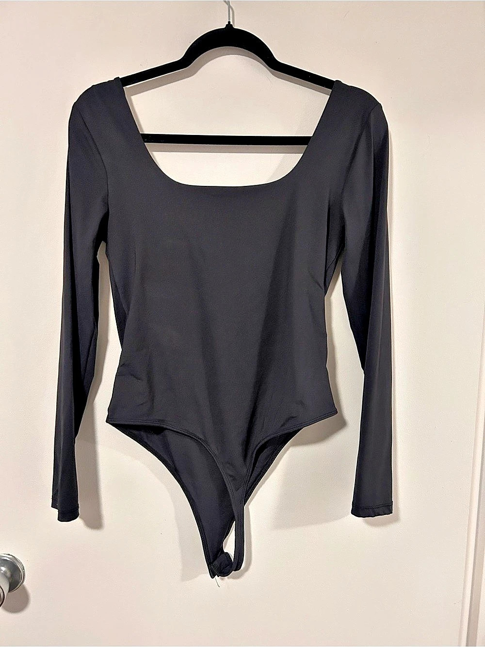 Ardene Long Sleeve Bodysuit in Black Size Large Like New